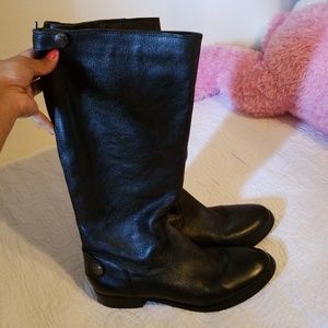 Arturo Chiang women's leather boots